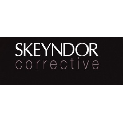 Skeyndor Corrective z močjo kačjega strupa nad gubice